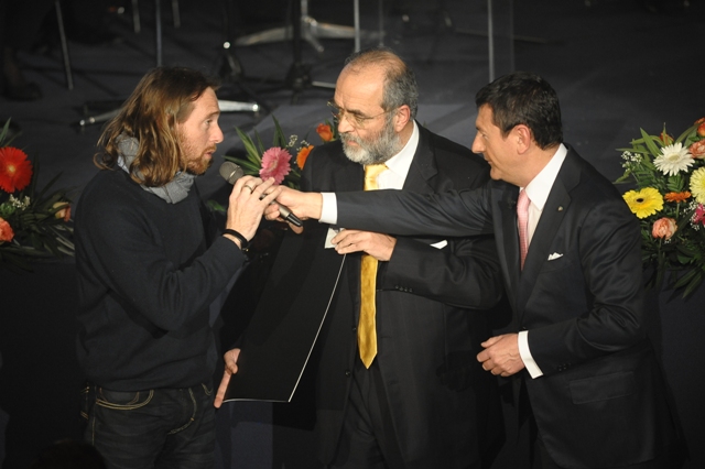 ASSIGNÉ LE PRIX MÉDITERRANÉE « INFORMATION » À ALESSIO ROMENZI