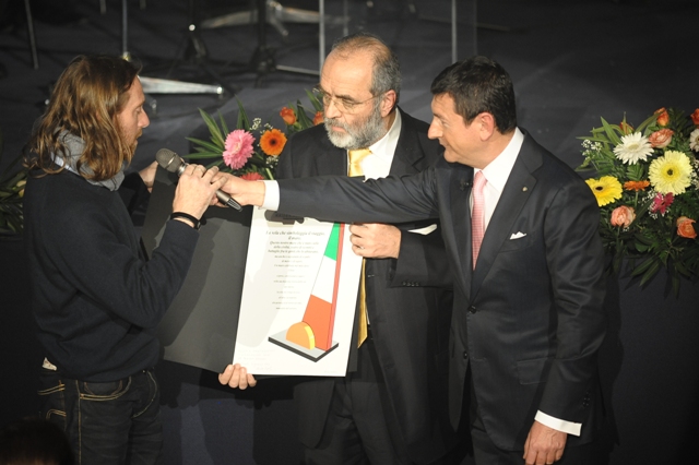 ASSIGNÉ LE PRIX MÉDITERRANÉE « INFORMATION » À ALESSIO ROMENZI
